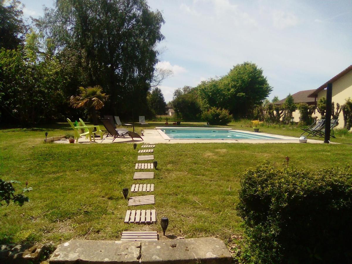 La Villa Du Bearn Garlin Buitenkant foto