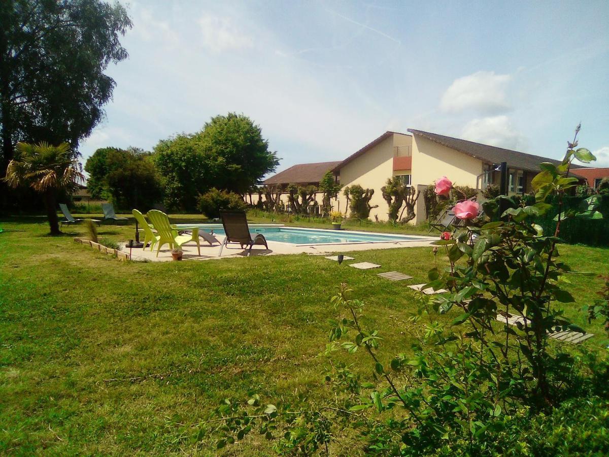 La Villa Du Bearn Garlin Buitenkant foto